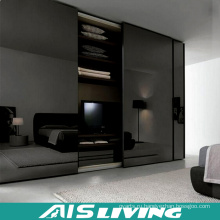 Черный глянцевый шкаф для спальни с зеркалом (АИС-W242)